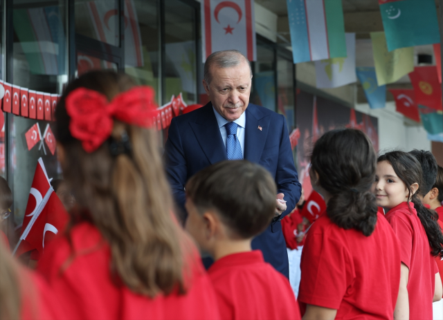 Cumhurbaşkanı Erdoğan'ı mest eden rapor: Hepsini alınlarından öpüyorum
