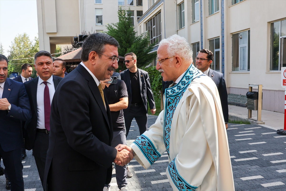 Cumhurbaşkanı Yardımcısı Yılmaz, Necmettin Erbakan Üniversitesi Akademik Yılı Açılış Töreni\'nde konuştu: