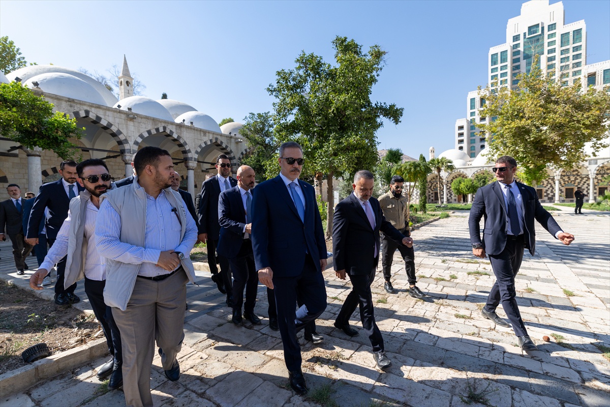 Dışişleri Bakanı Fidan, Suriye\'de ziyaretlerde bulundu