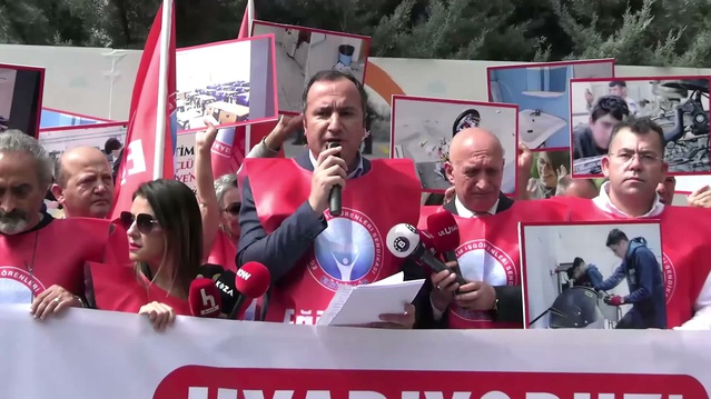 Eğitim-İş: Özbay, MEB'in önlük uygulamasıyla gerçek sorunların örtülemeyeceğini söyledi