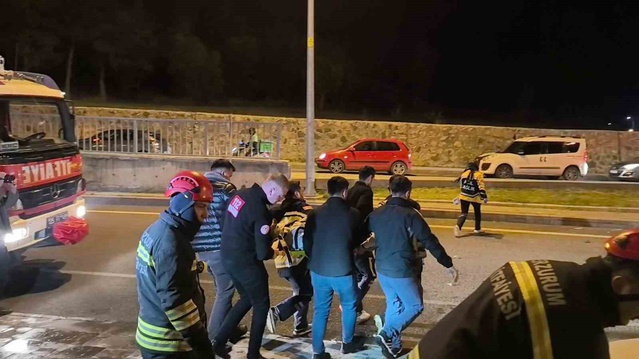 Erzurum Palandöken'de iki araç çarpıştı, otomobildeki sürücü ve yolcu yaralandı