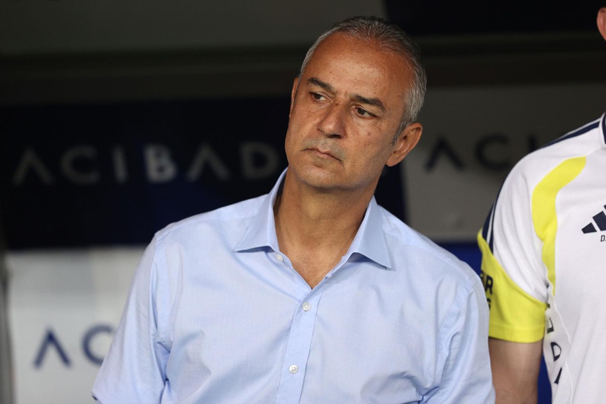 Fenerbahçe\'nin kan kaybı sürüyor! Zirveyle aradaki puan farkı açıldı