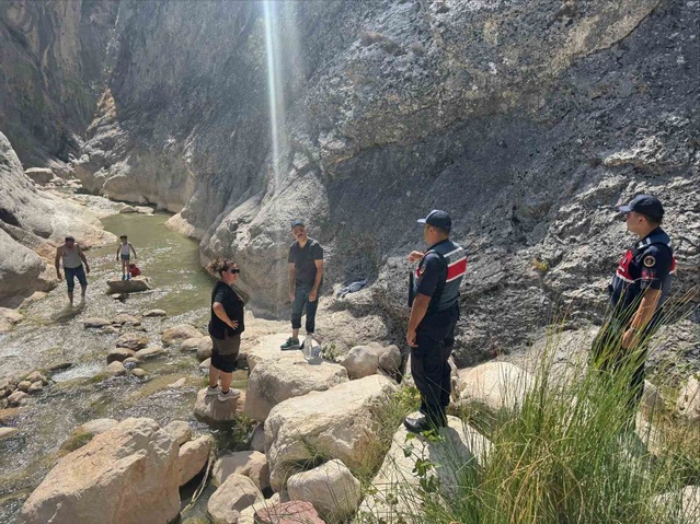 Harmankaya Kanyonu'nda ziyaretçilere boğulma ve yangın uyarısı yapıldı