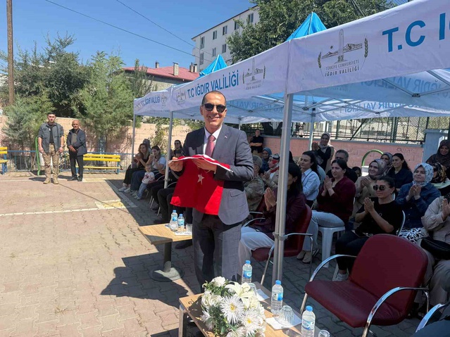 Iğdır'da yeni eğitim yılı başladı, 306 okulda 46 bin 930 öğrenci ders başı yaptı