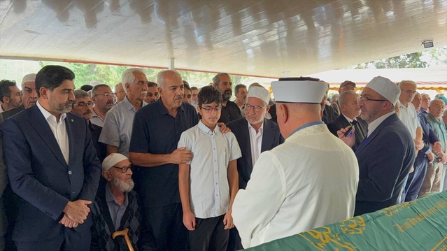 İlahiyatçı Mustafa Karataş'ın kardeşi Davut Karataş Karabük'te defnedildi