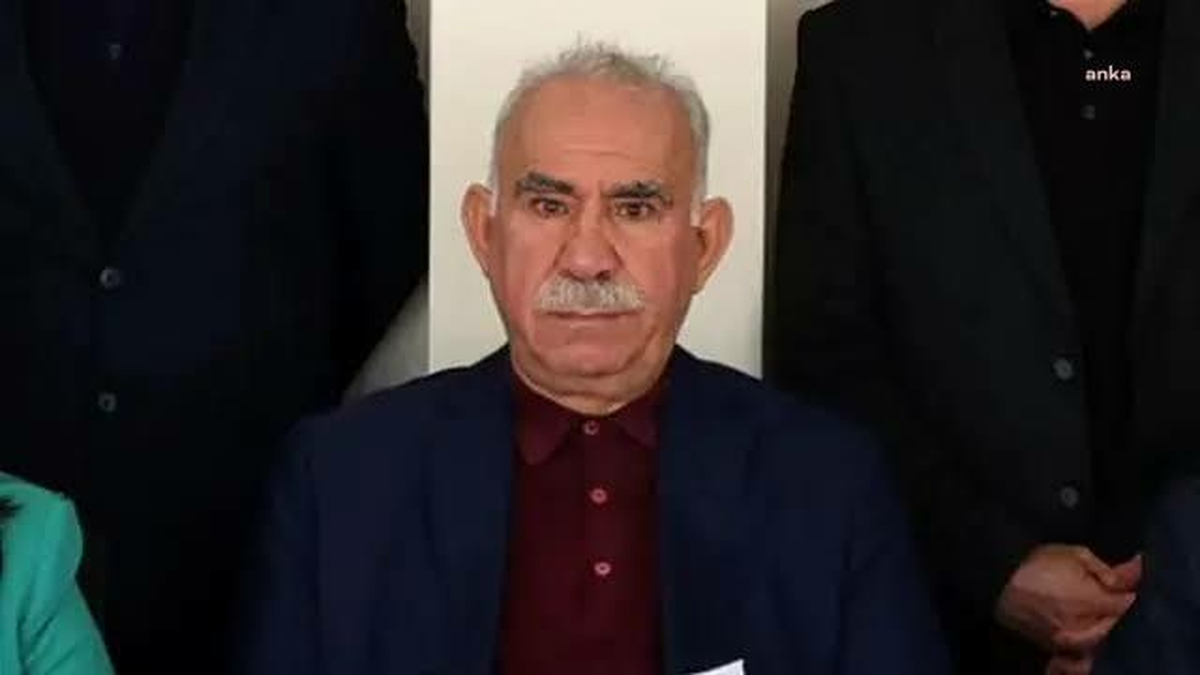 İmralı Heyeti, Öcalan\'ın değerlendirmelerini paylaştı: "Barış iradesinin somut hukuki düzenlemelerle güvence altına alınması ertelenemez görevdir"