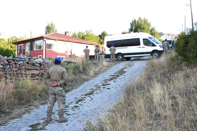 Kayıp Büşra bebek satıldı mı? Anne başka, baba başka konuştu