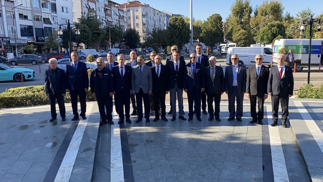 Kırklareli'nde Ahilik Haftası törenle başladı, çelenk sunuldu
