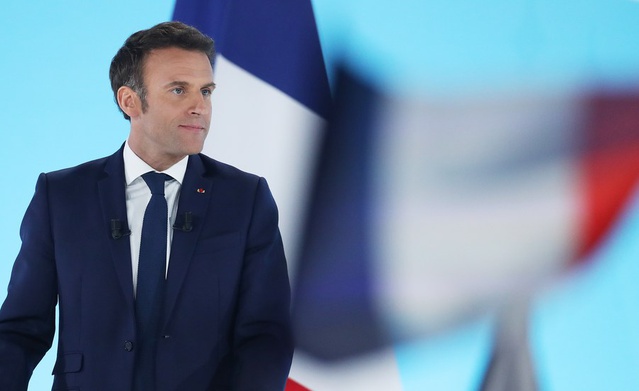 Macron'dan AB'ye çağrı, 15 yaş altı sanal medya yasağı ortak standart olsun