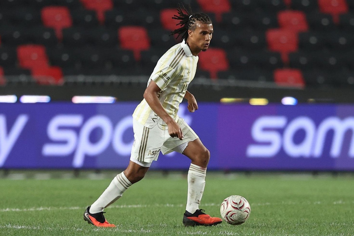 Nathan Ake\'den takım arkadaşlarına dikkat çeken eleştiri