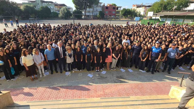 Nazilli'de ders zili çaldı, 29 bin 500 öğrenci sınıflara koştu