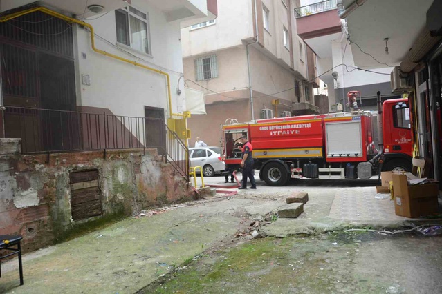 Ordu Ünye'de ocakta unutulan yemek yangına yol açtı, bir kişi dumandan etkilendi