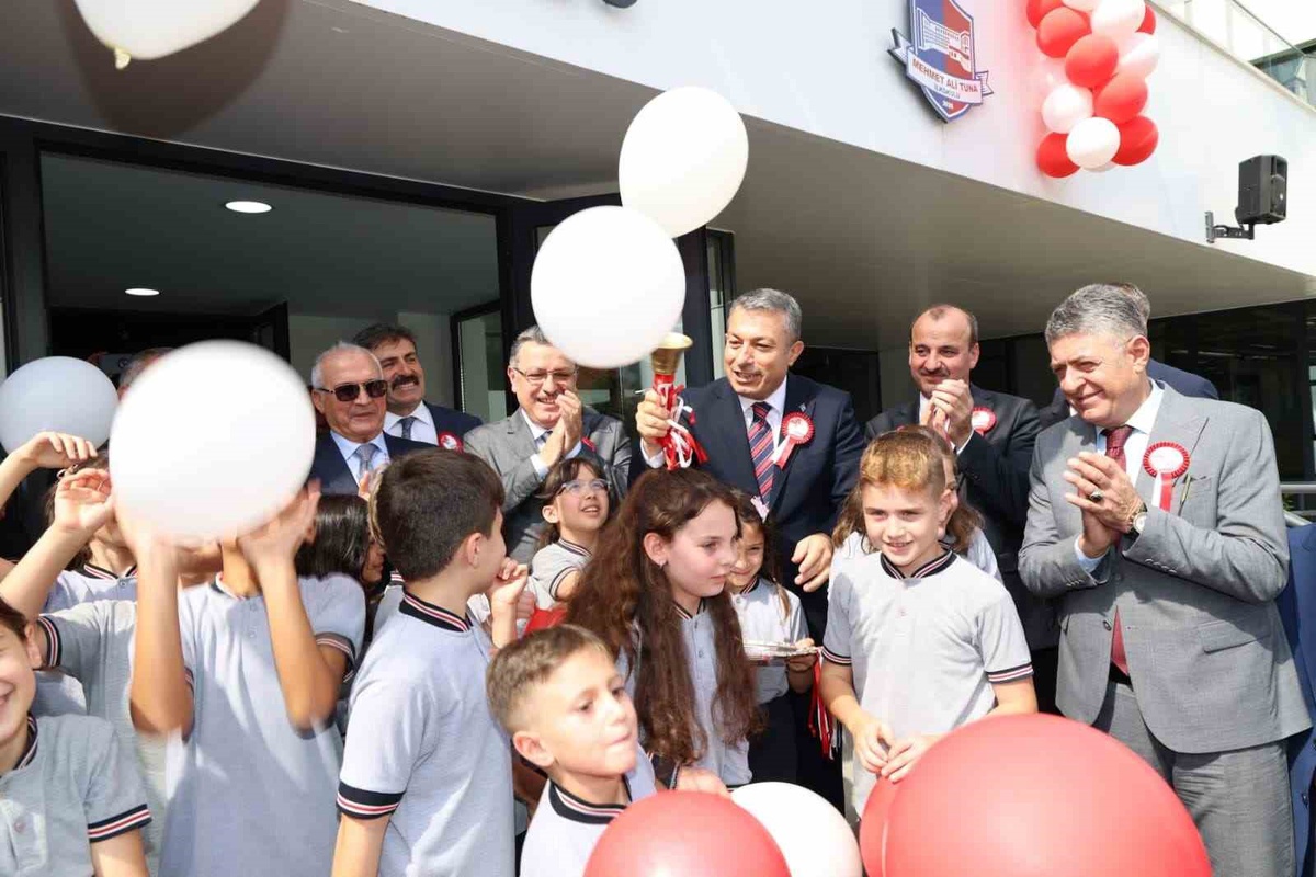 Trabzon\'da 2026-2027 eğitim yılı ilk ders ziliyle başladı