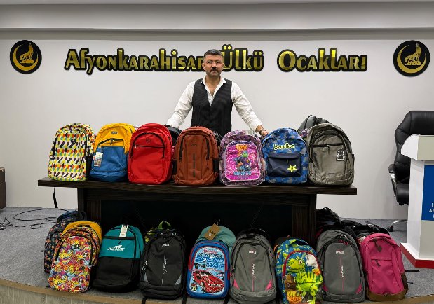 Ülkü Ocakları Afyonkarahisar'da 104 öğrenciye eğitim desteği verdi