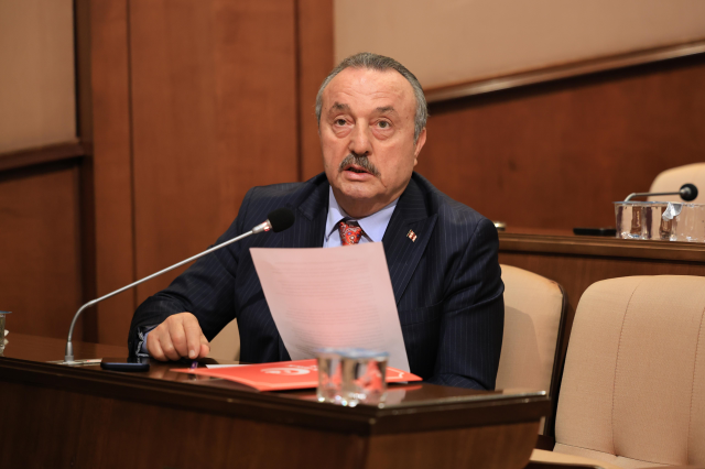 BBP'li Çağlayan, İBB Meclisi'nde yurt mağduriyetlerini gündeme taşıdı