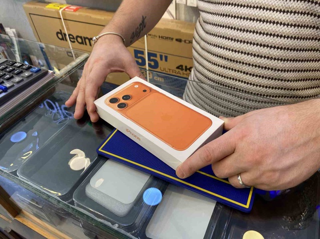 IMEI kayıt harcı 69 bin 450 liraya çıkınca yurtdışı telefon alımı mantıksızlaştı