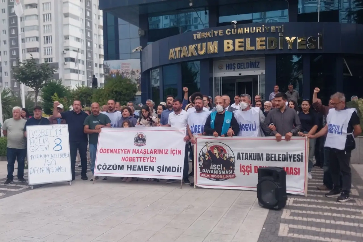 Atakum Belediyesi önünde işçilerin açlık grevi, alacakların yatırılmasıyla bitti