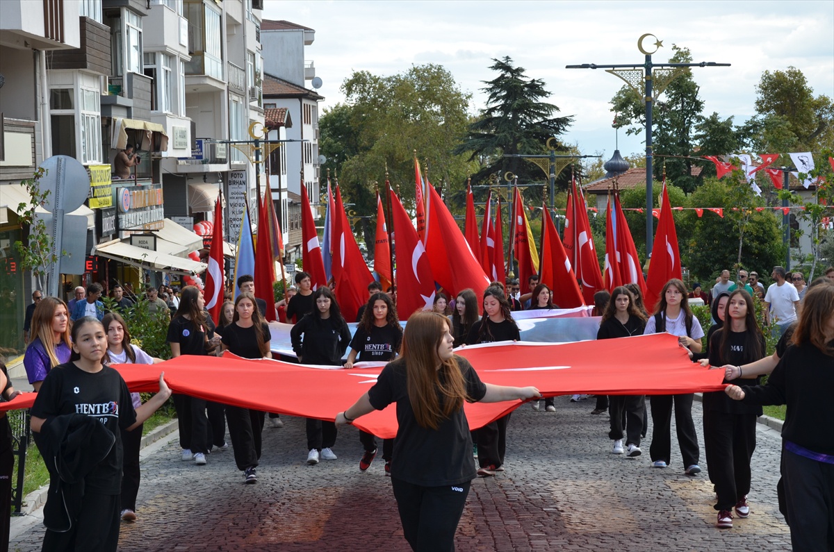 Sinop\'ta Atatürk\'ün kente gelişinin 98. yıl dönümü törenle anıldı