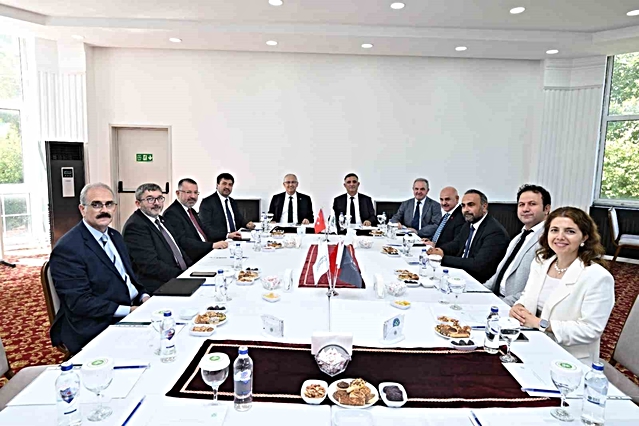 BARÜ Rektörü Akkaya, BKÜB toplantısında 26 yeni TÜBİTAK projesini anlattı