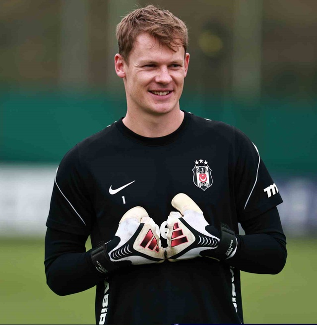 Beşiktaş, Marsilya maçı öncesi Nevzat Demir'de kondisyon ve taktik çalıştı