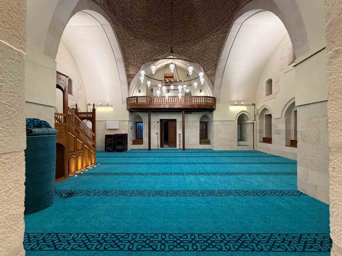 Depremde hasar alan 5 cami yeniden ibadete açılıyor