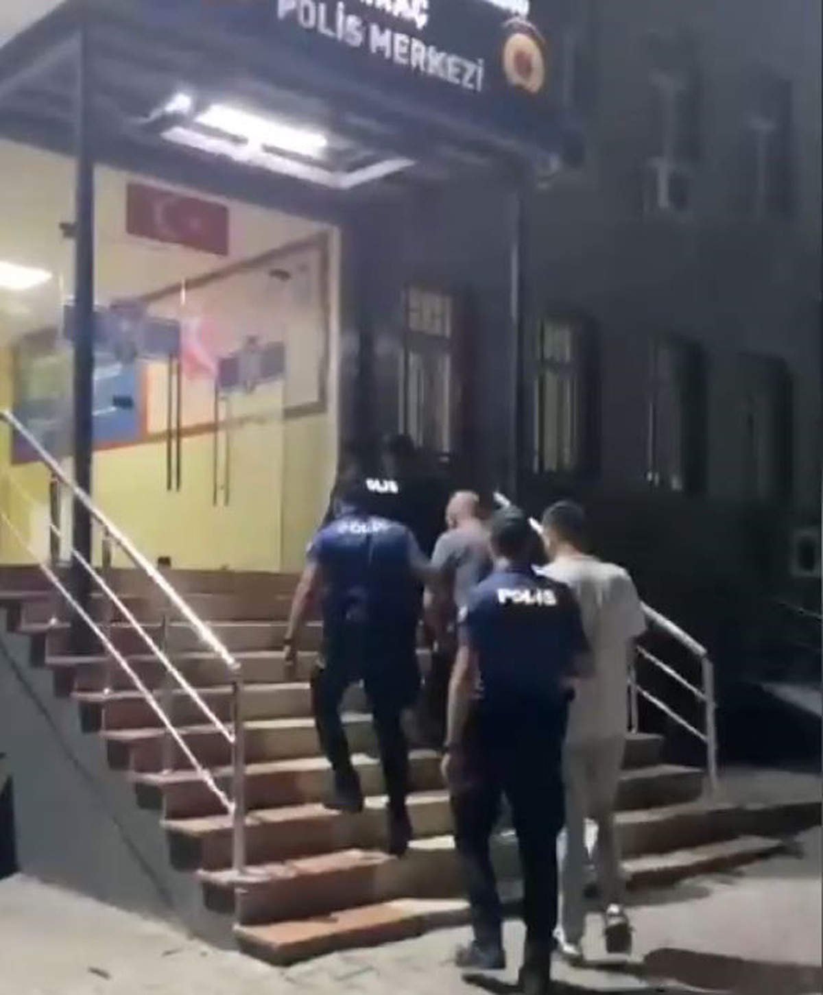 Esenyurt\'ta taksi sürücüsüne saldıran şahsa 180 bin TL ceza kesildi