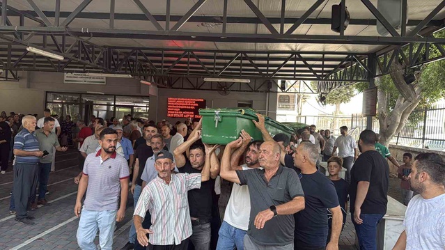 Tarsus'ta sulama kanalında boğulan 12 yaşındaki öğrenci toprağa verildi