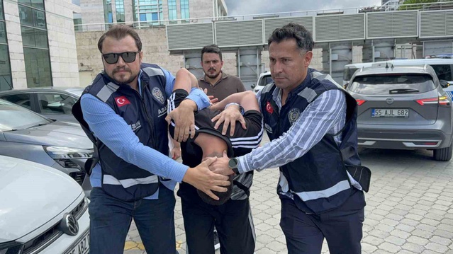 Samsun Atakum'da boş araca kurşun yağdıran şüpheli K.A. adliyeye sevk edildi
