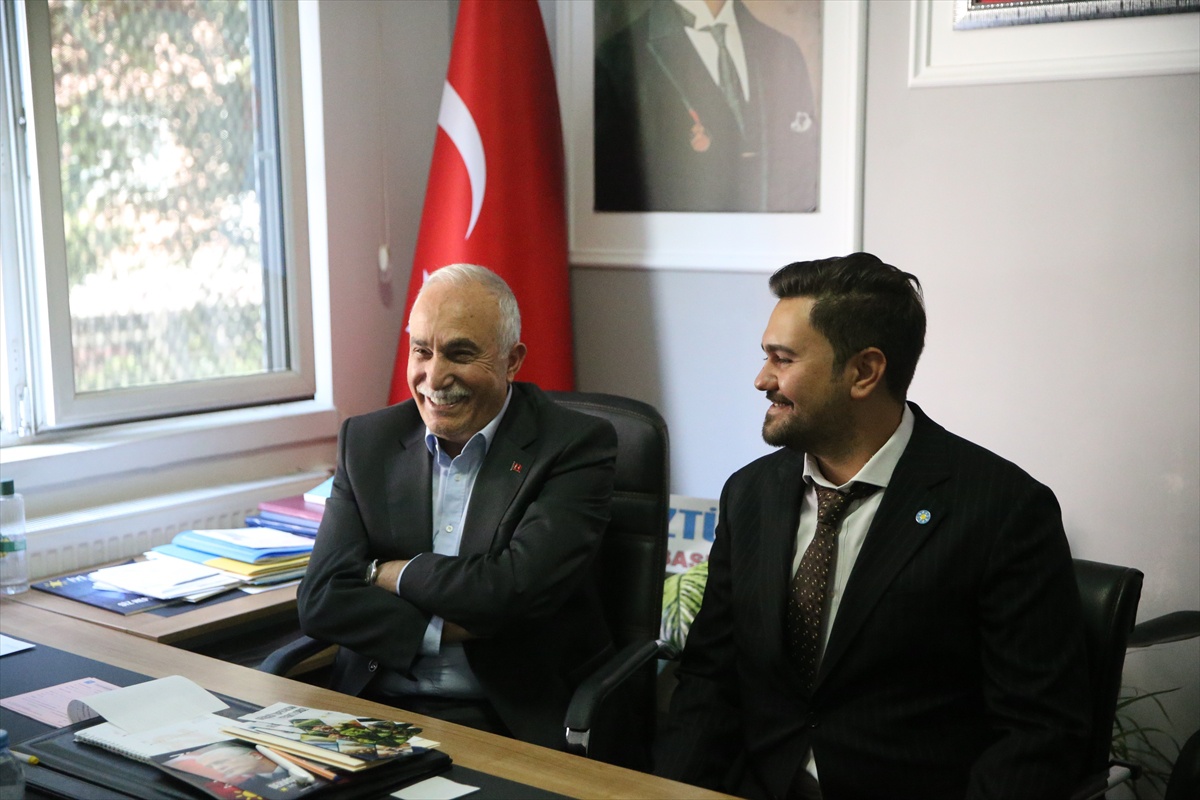Fakıbaba Niğde\'de parti il başkanlığını ziyaret etti, Aksaray mitingini duyurdu