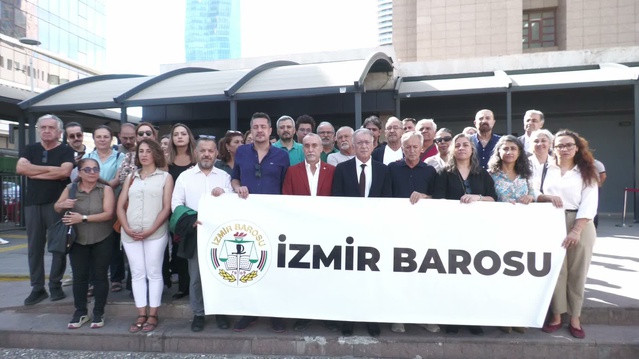 İzmir'de gözaltına alınan avukat serbest bırakıldı