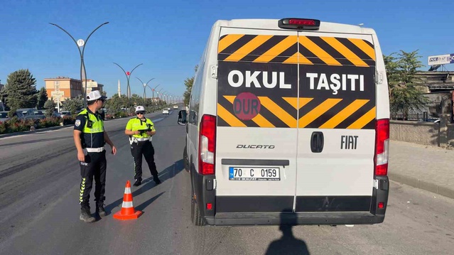 Karaman'da okul servisleri denetlendi, İbrahim Öktem Bulvarı'nda sıkı kontrol