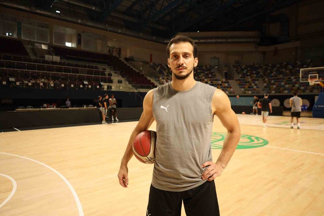Körfez Basket'te Emre Ekşioğlu'nun çapraz bağı koptu, pazartesi ameliyat olacak