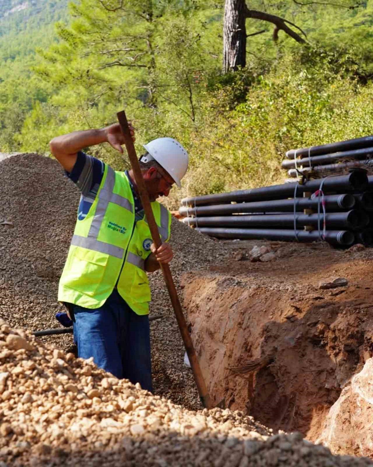 MUSKİ, Menteşe Kuyucak\'ta 1500 metrelik içme suyu hattını yeniliyor