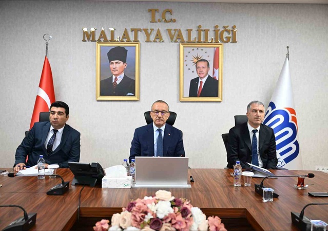 Malatya'da Vali Yavuz başkanlığında üniversite ve yurt güvenliği toplantısı yapıldı