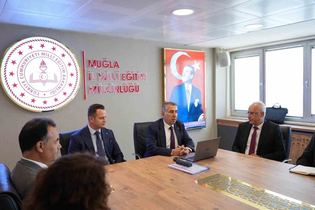 Muğla'da eğitim öğretim toplantısında Türkiye Yüzyılı Maarif Modeli değerlendirildi