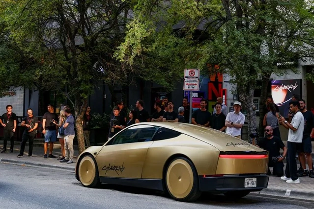 NHTSA, Tesla'dan Cybercab için 30 Eylül'e kadar yanıt istedi