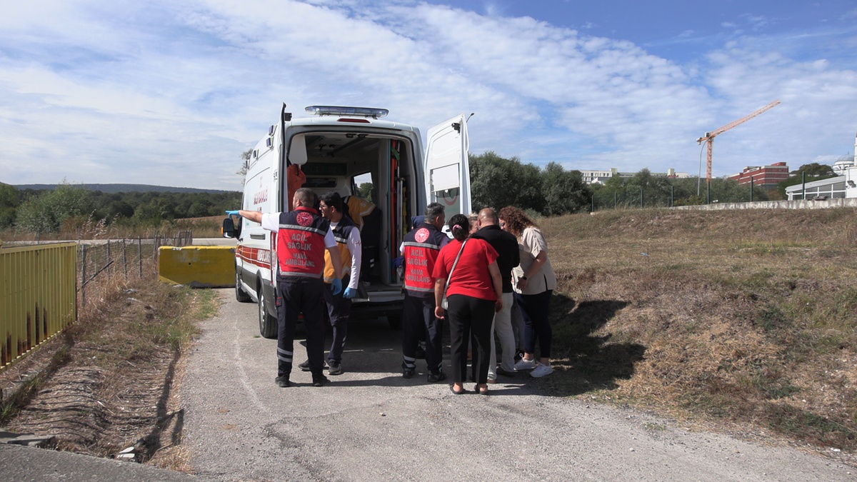 Bolu\'da fenalaşan böbrek nakilli genç, ambulans helikopterle Antalya\'ya sevk edildi