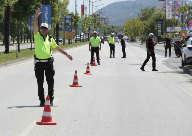 Ordu'da bir haftada 17 bin 8 araç denetlendi, 65 kişi yaralandı