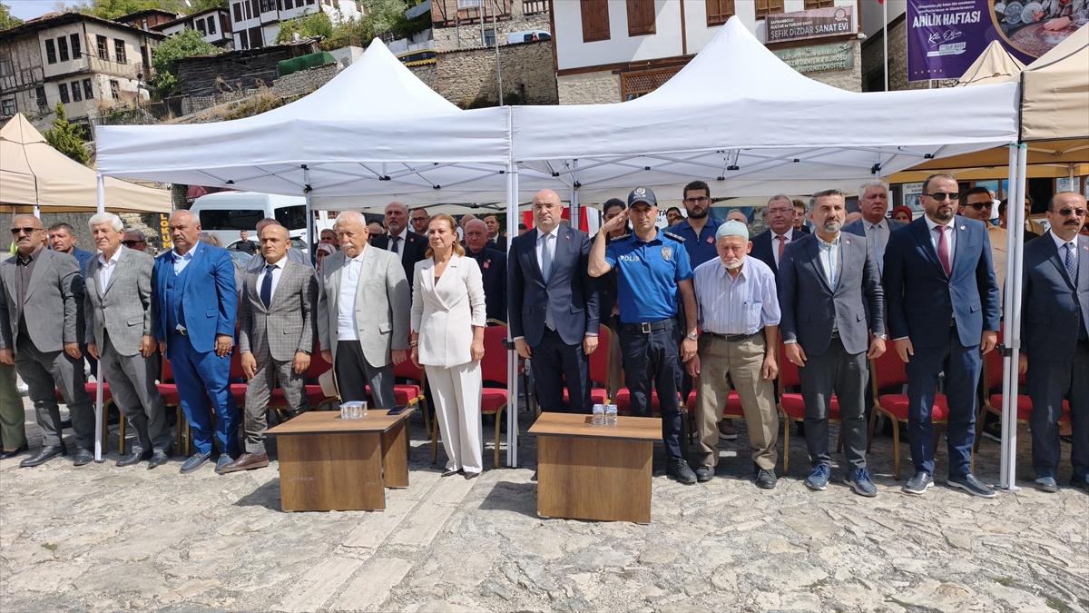 Safranbolu\'da Ahilik Haftası\'nda unutulmaya yüz tutan meslekler yeniden canlandı