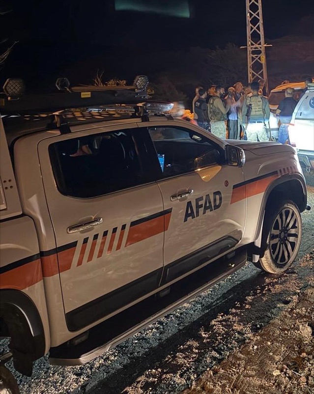 Siirt'te iki ilçede kaybolan 2 kişi ekiplerin aramasıyla bulundu