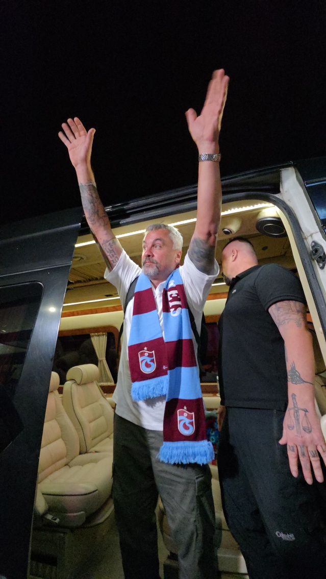 Thomas Reis Trabzon'a geldi, Galatasaray maçı öncesi imza atacak