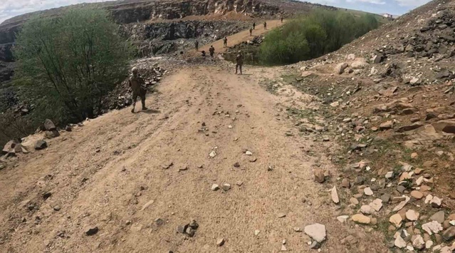 Tunceli'de 'Sokaklar Güvende' operasyonunda firari hükümlü C.S. ile yardımcısı yakalandı