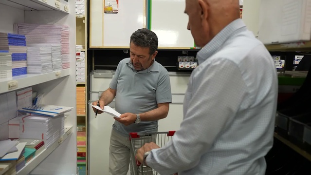 CHP'li Kaya aynı kırtasiye sepetini 35 gün sonra aldı, bin 664 TL artışa dikkat çekti