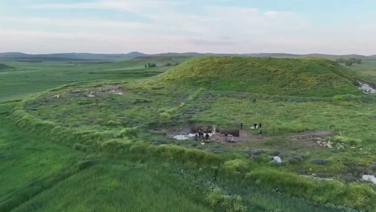 Yozgat\'taki Uşaklı Höyük kazılarında 14. dönem raporu Valilik\'e sunuldu