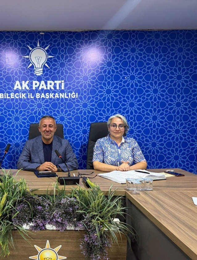 AK Parti Bilecik'te il yönetim toplantısını Yıldırım başkanlığında yaptı