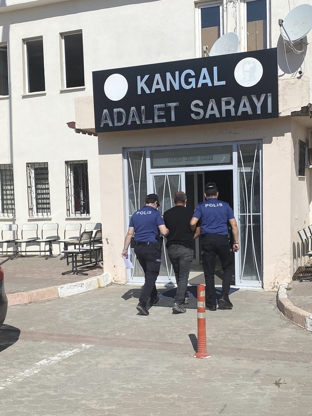 Sivas'ta firari hükümlü yakalandı, 13 yıl 4 ay hapsi vardı