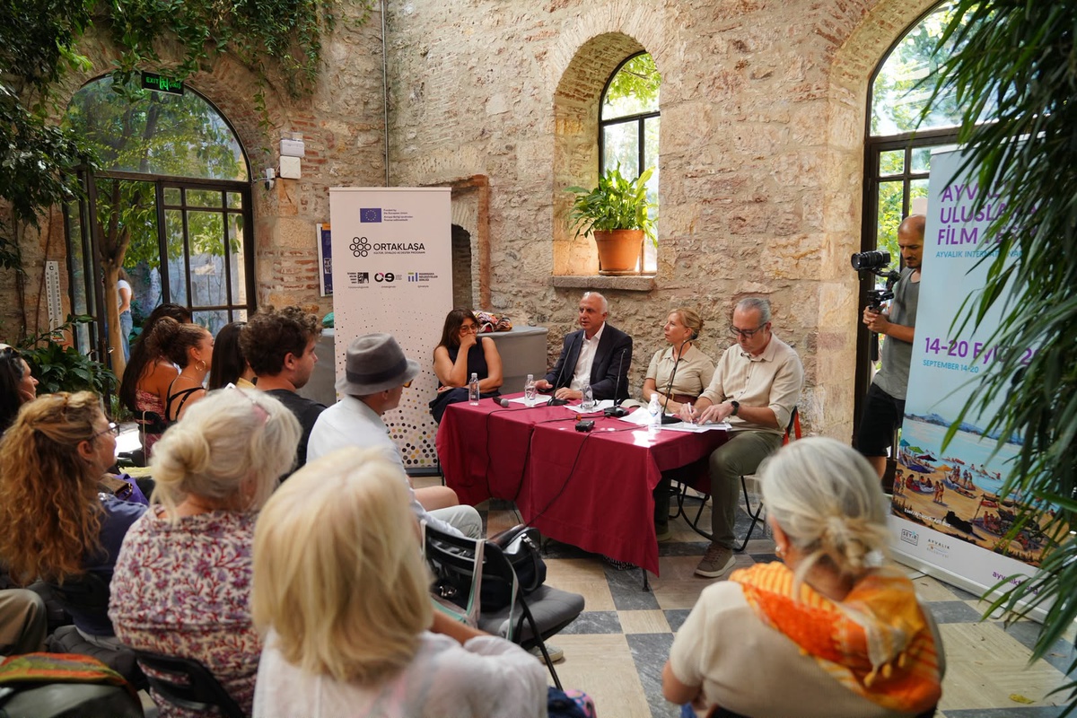 Ayvalık Film Festivali\'nde Vural Sineması\'nın 12 ay yaşatılması hedefi konuşuldu