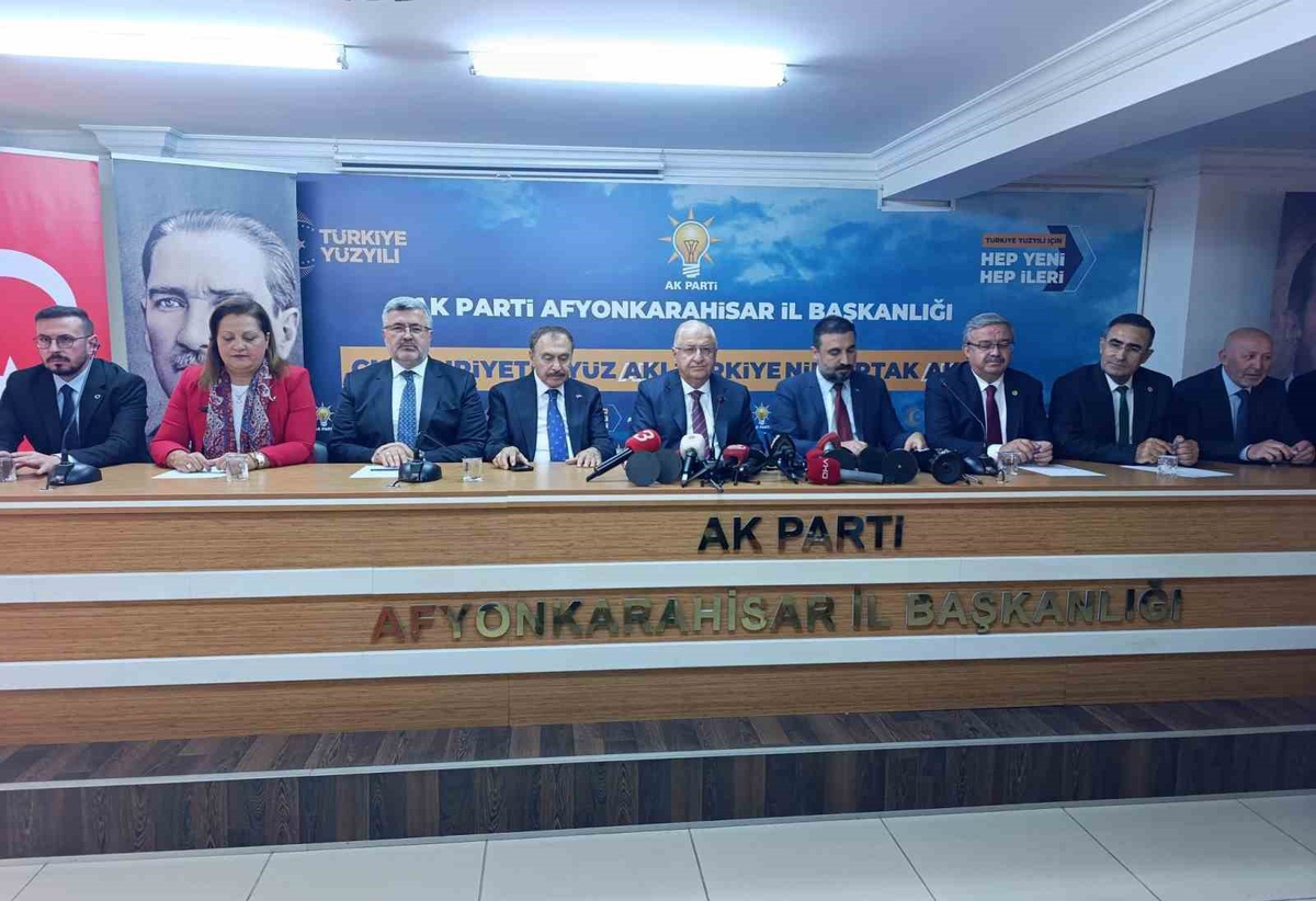 Bakan Güler: "Dünya savaş ve belirsizliklerin arttığı hassas bir dönemden geçiyor"