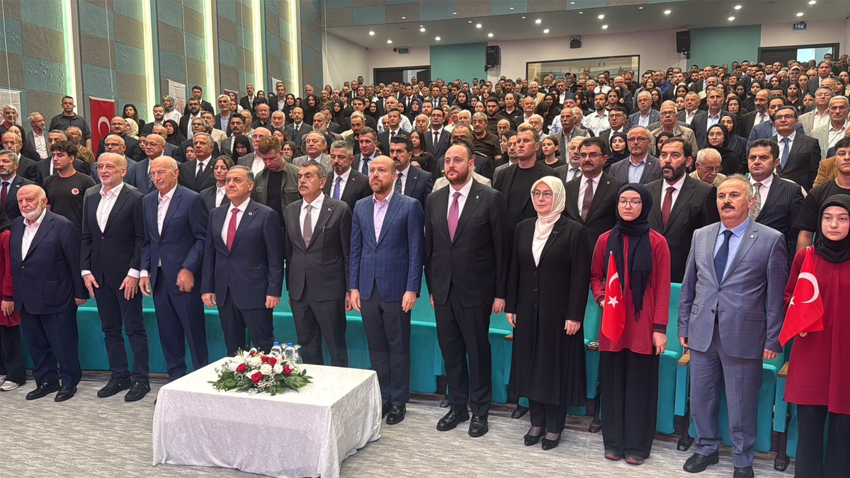 Tekin, AK Parti döneminde sınıf sayısının 150 binden 750 bine çıktığını söyledi