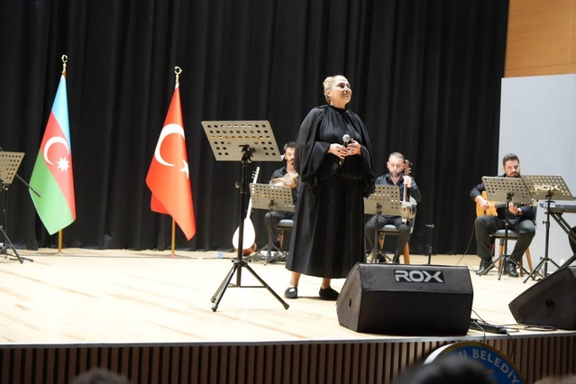 Bakü'nün kurtuluşunun 108. yıl dönümü Turgutlu'da konserle anıldı